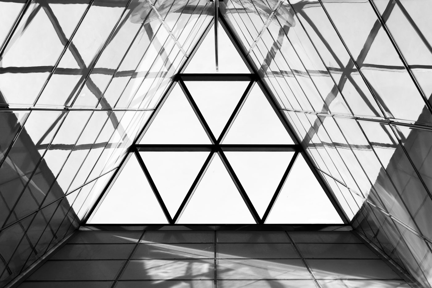 Parc, Montreal Subway photography by Marc Vidal