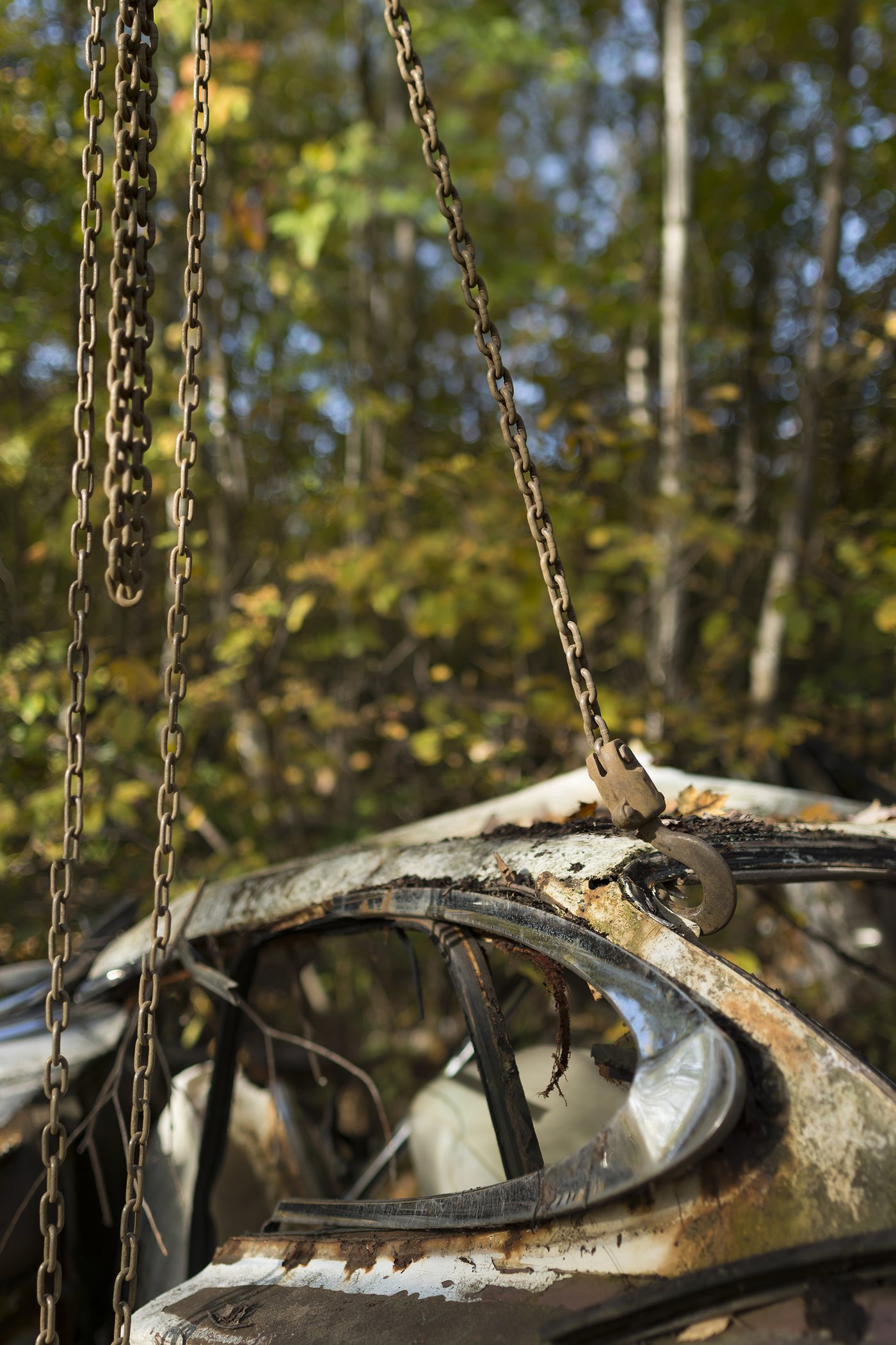 Scrapyard photograph 2 by Marc Vidal
