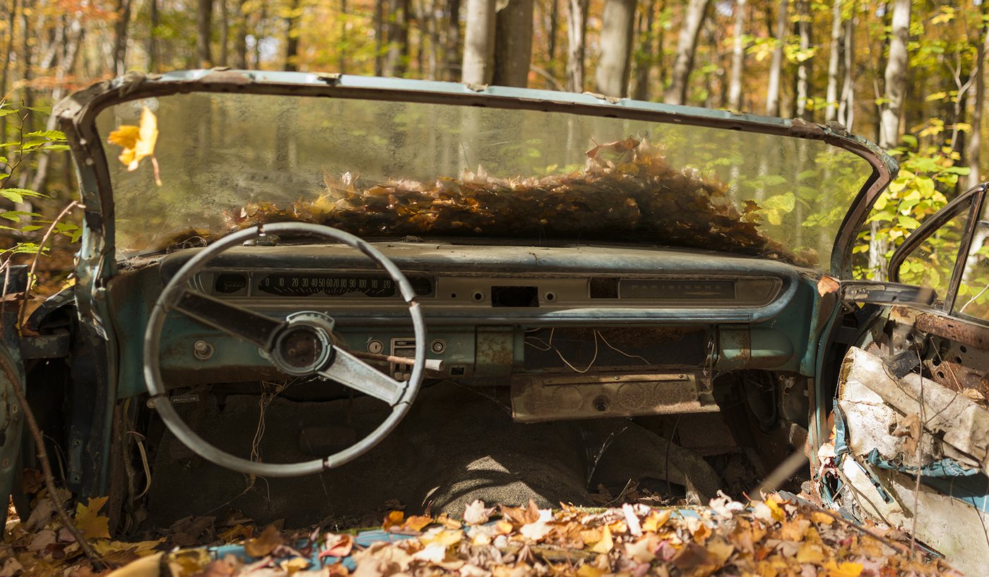 Scrapyard photograph 15 by Marc Vidal
